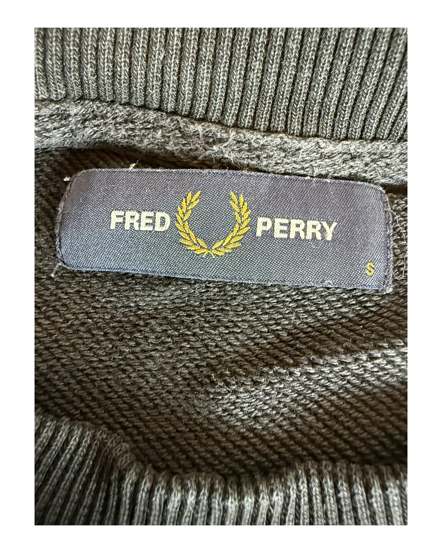 Fred Perry Pullover schwarz Größe S