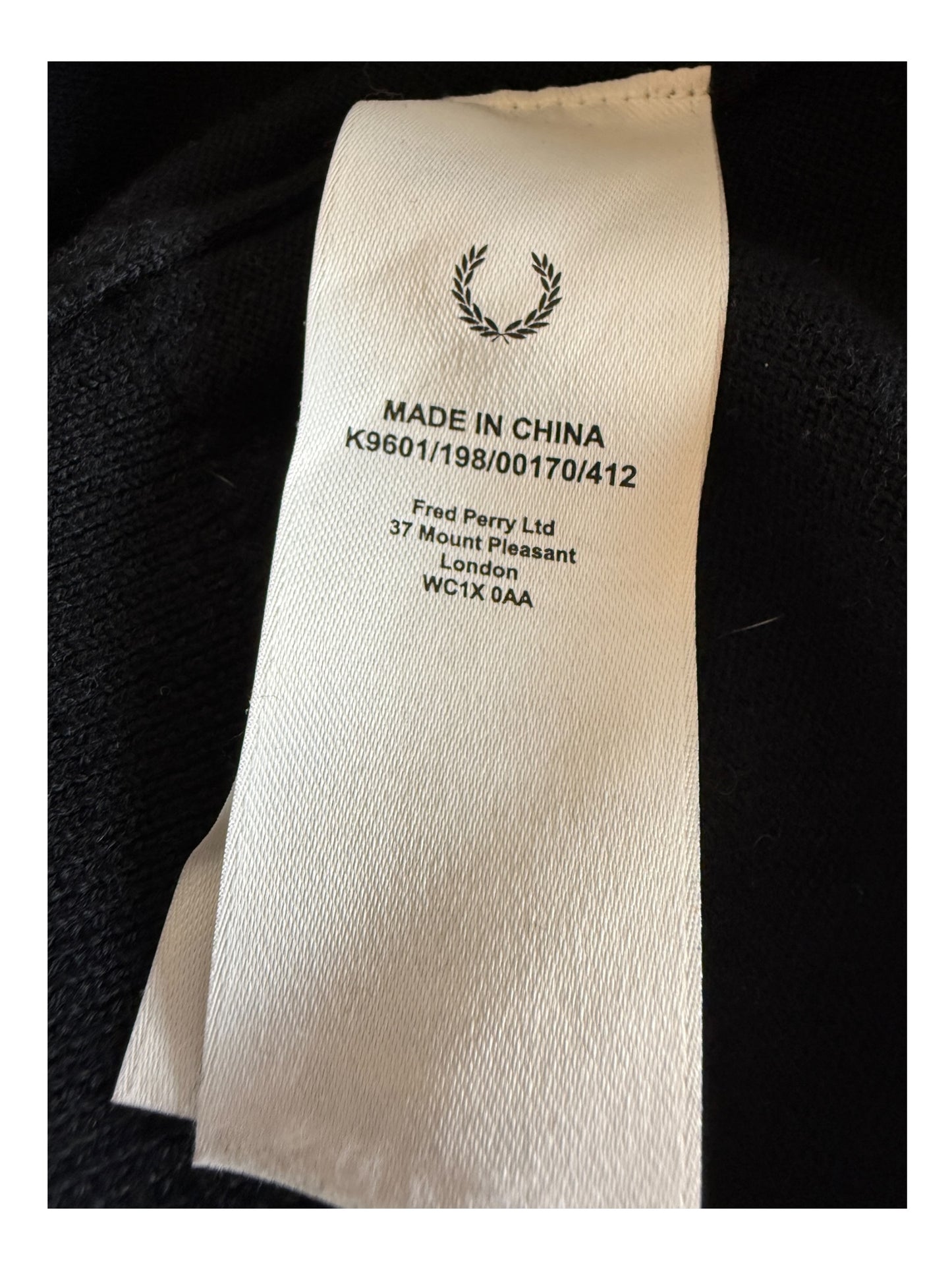 Fred Perry Pullover schwarz Größe L